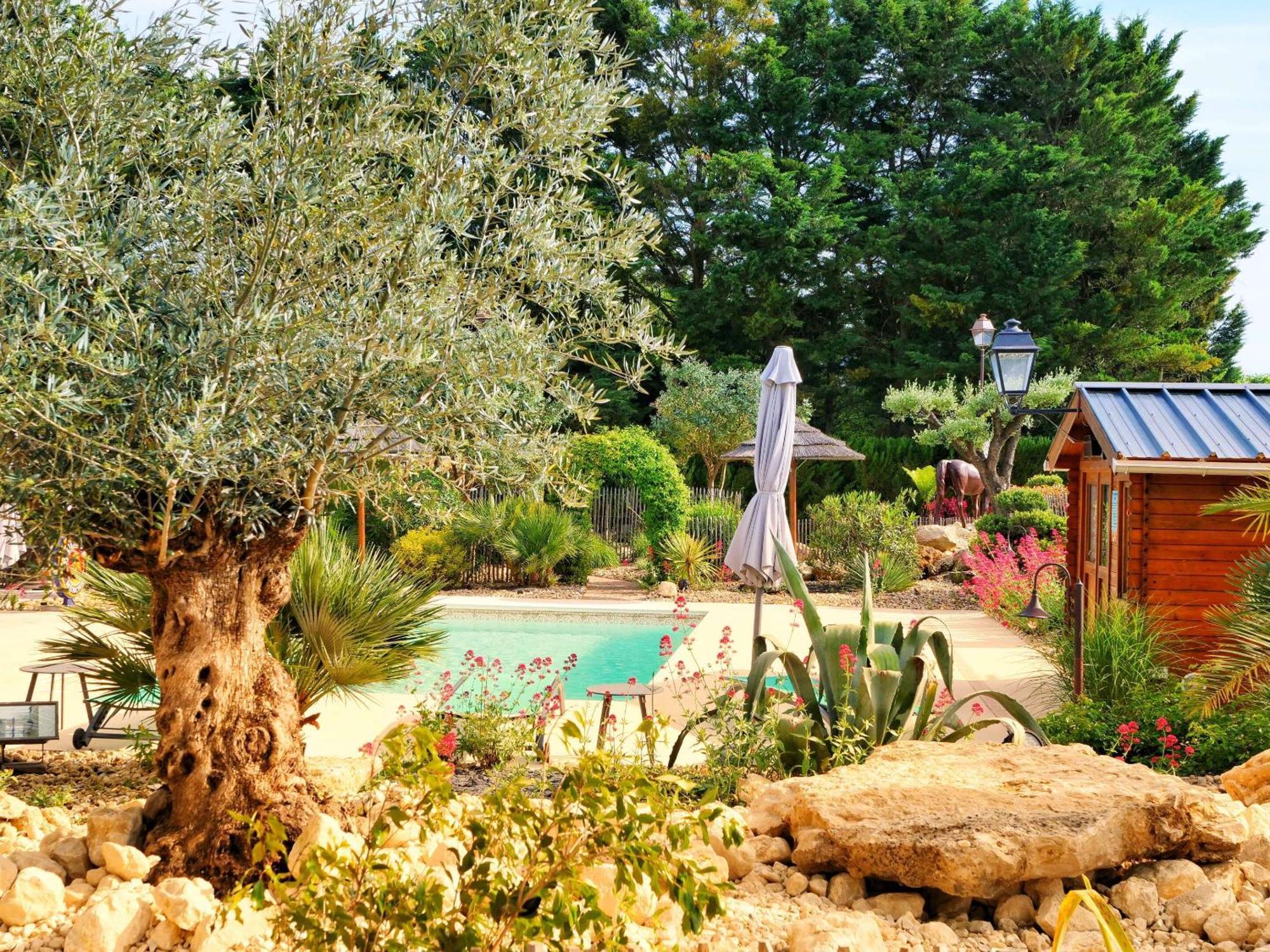 Cottage Avec Piscine Au Coeur Du Saumur Champigny Souzay-Champigny Exterior foto