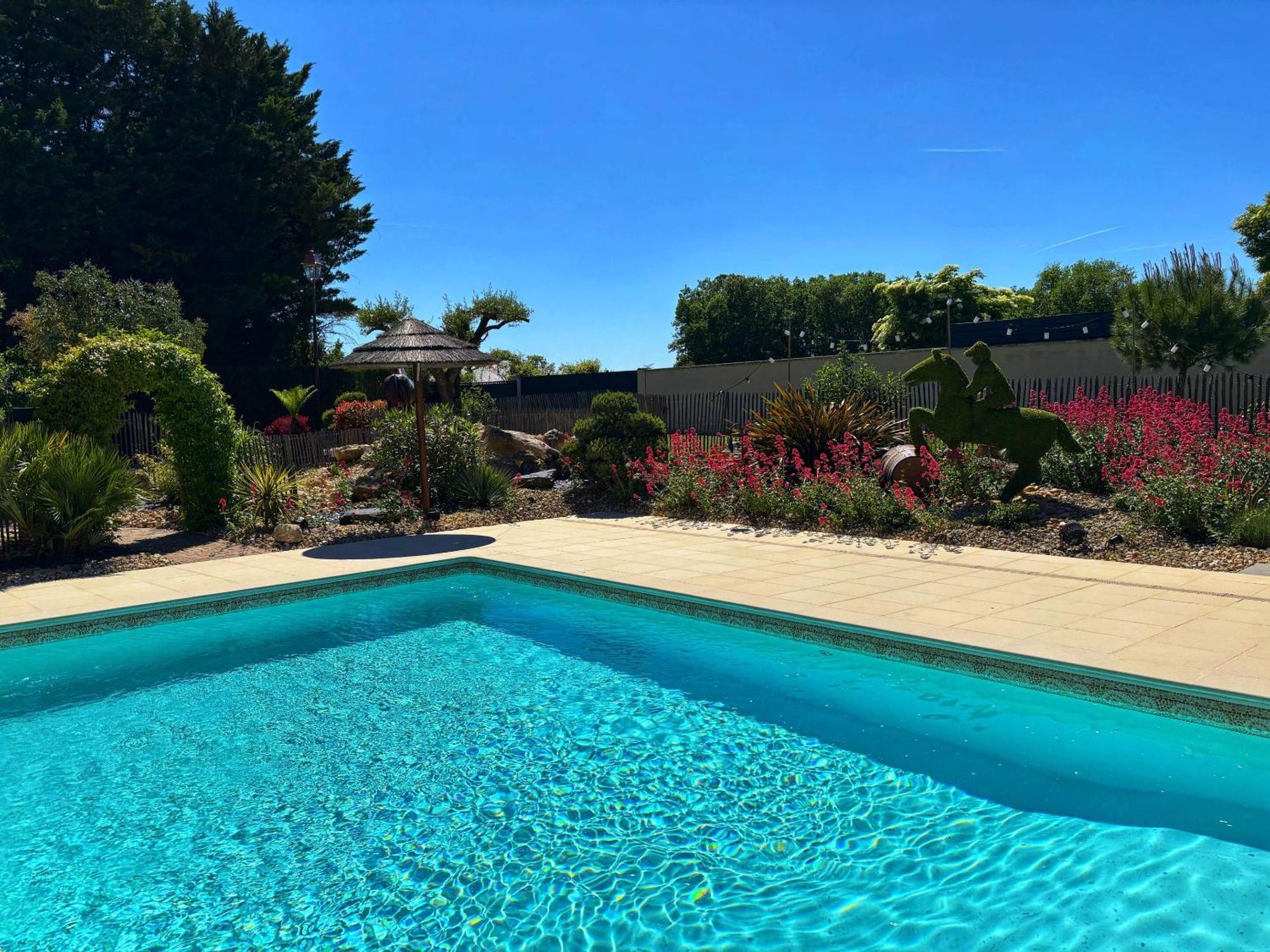 Cottage Avec Piscine Au Coeur Du Saumur Champigny Souzay-Champigny Exterior foto